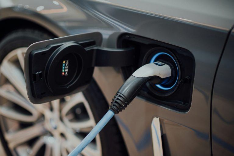 Electric Car Incentives: Is Now the Right Time to Make the Switch? | Police Mutual