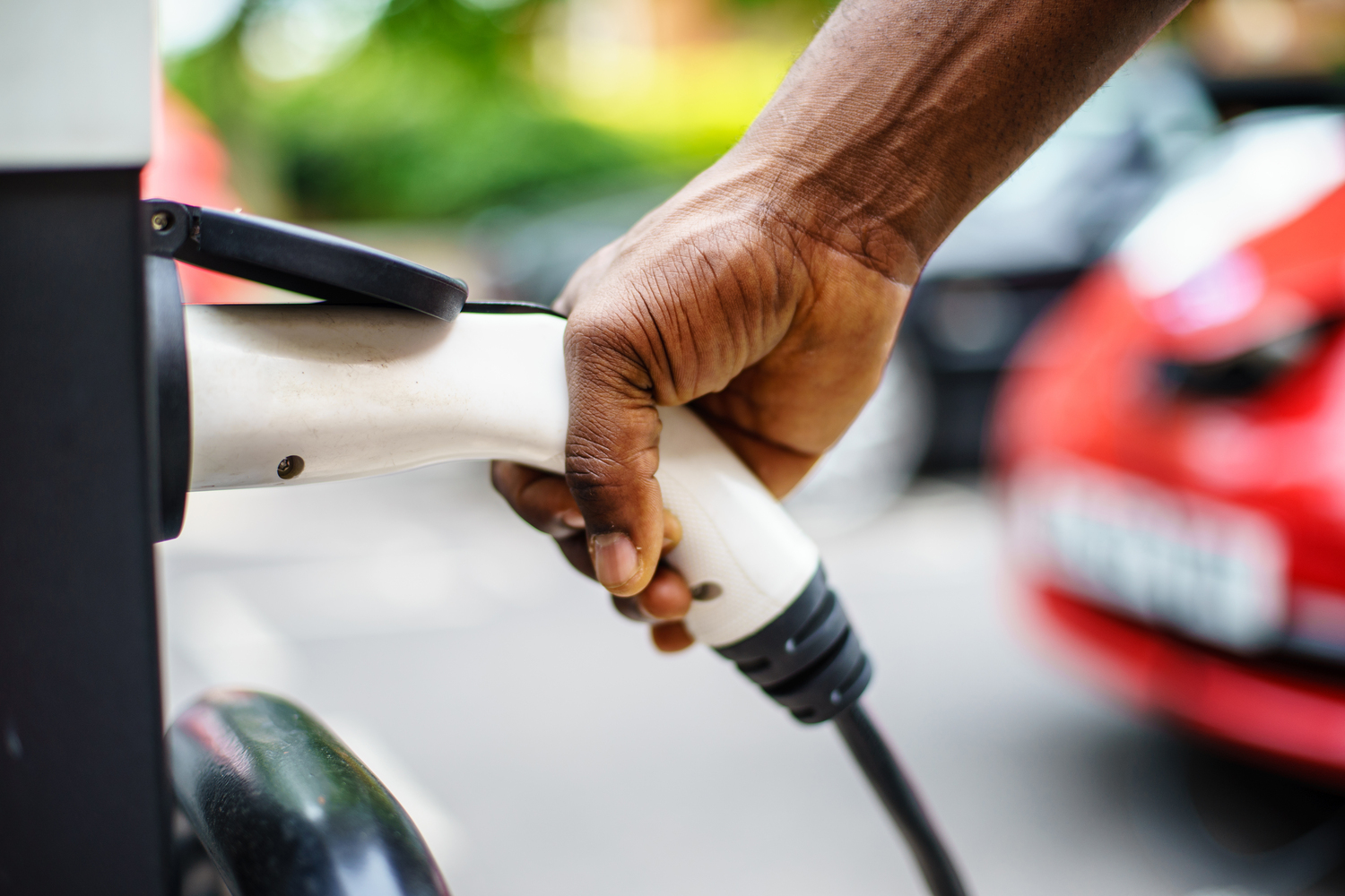Electric Car Incentives: Is Now the Right Time to Make the Switch? | Forces Mutual